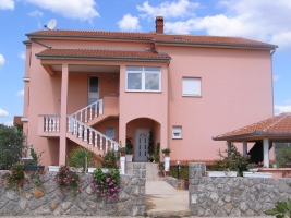Pěkná budova